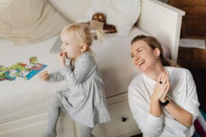 qué es la ecolalia en el autismo